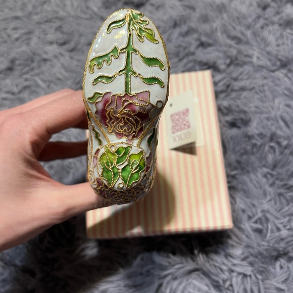 🌸 NYCO Victorian floral boot ornament 🌸 - Picture 5 of 6